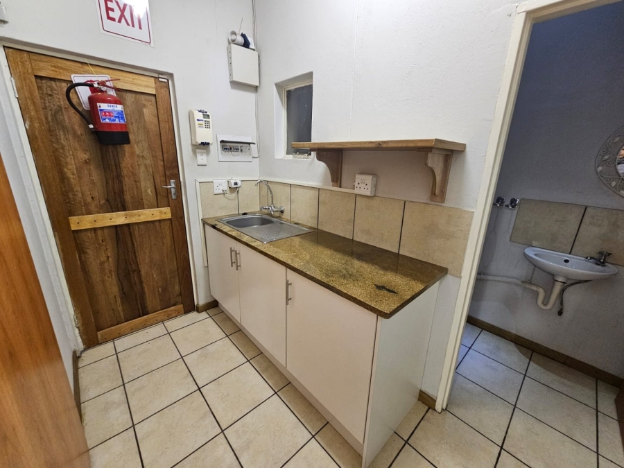 To Let commercial Property for Rent in Hospitaalheuwel Free State